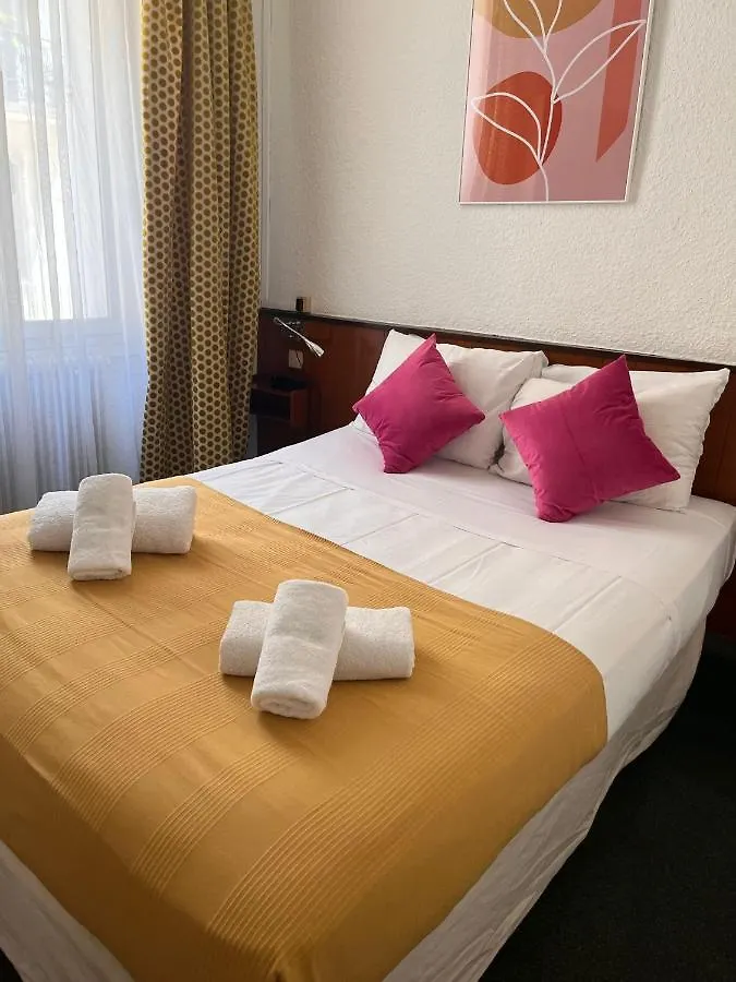 **  Azurene Royal Hotel Cannes França